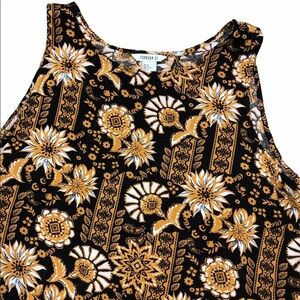 Forever 21 large top
